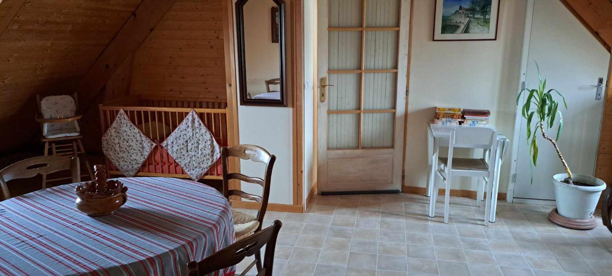 Location A Coucy Le Chateau Eksteriør bilde